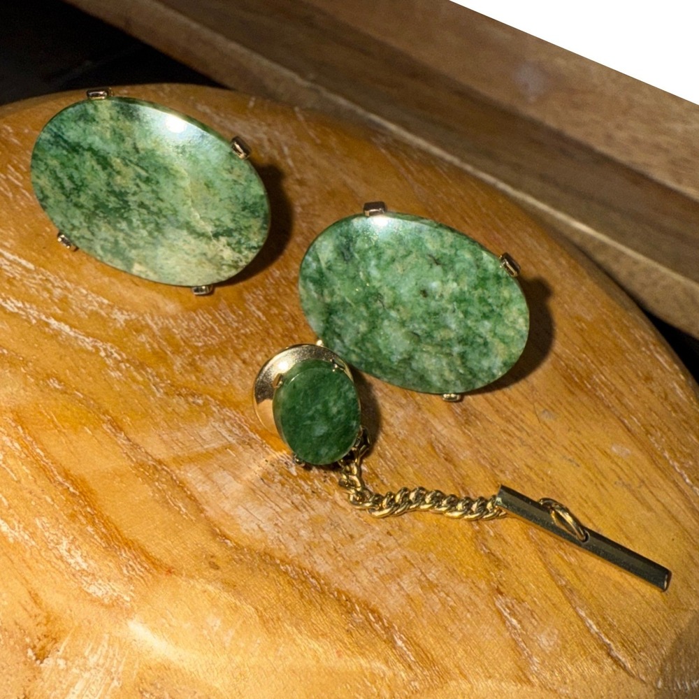 Dante Vintage Mens Green Jade Oval Cufflinks and Tie Tack Set Gold‎ Tone 3pc